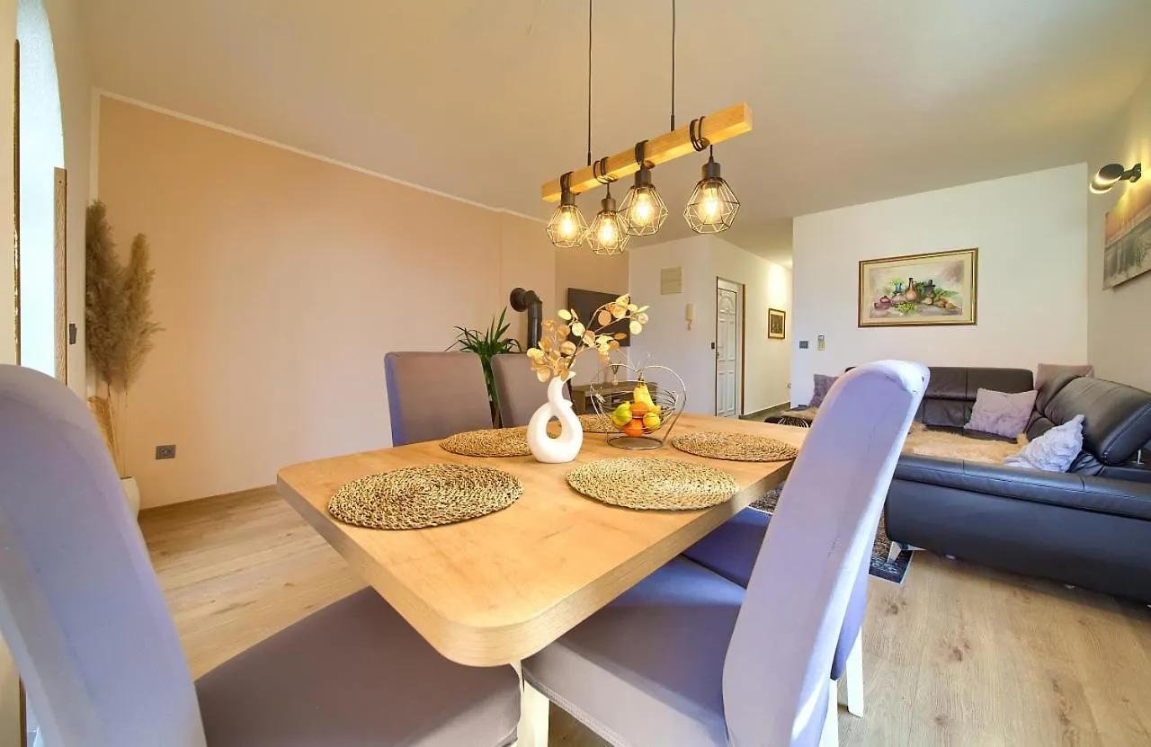 Appartment Mia Krk Town