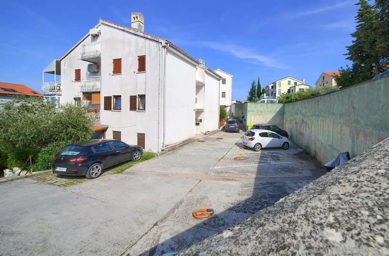Appartment Mia Krk Town 0*,  Croatia