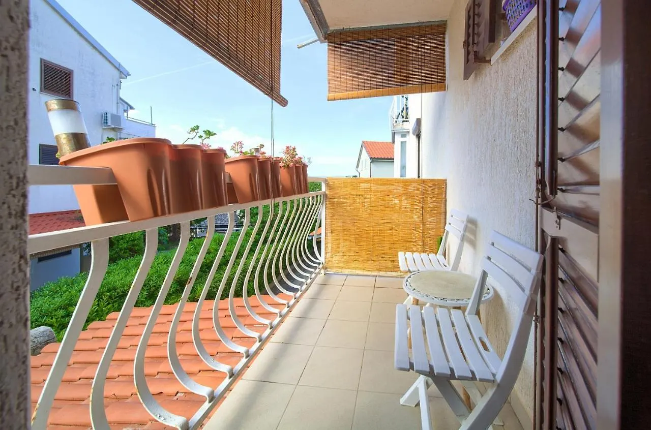 Appartment Mia Krk Town 0*,  Croatia
